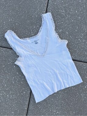 Brandy Melville Lace Tank top